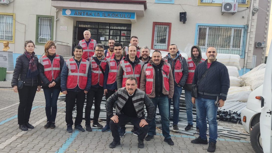Kırşehir Ölçme Değerlendirme Merkezi Gönüllü Öğretmenlerle Antakya'daki DYK Merkezlerinde